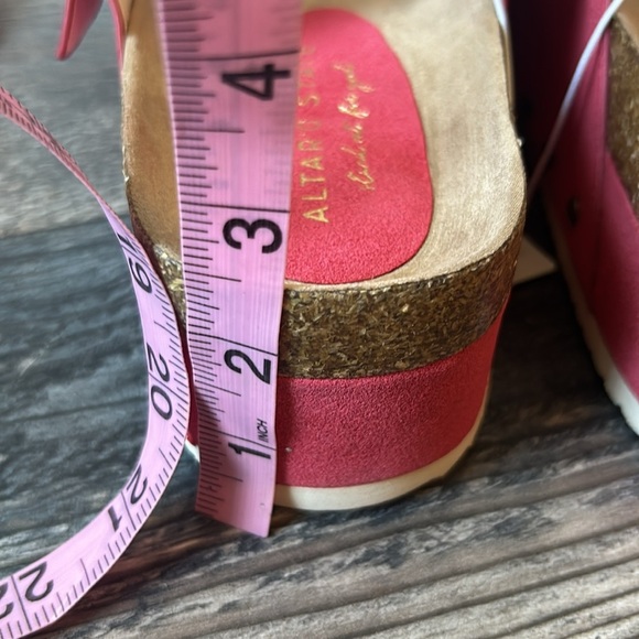 Altar'd State Serenna Platform Sandals Women's Red Size 8 Buckle Faux Suede - Picture 7 of 8